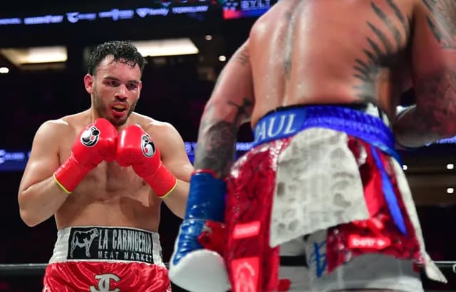Famous Mexican Boxer Accused of Cartel Ties