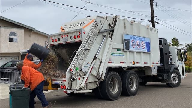 SD Looks to Impose New Trash Pickup Fees